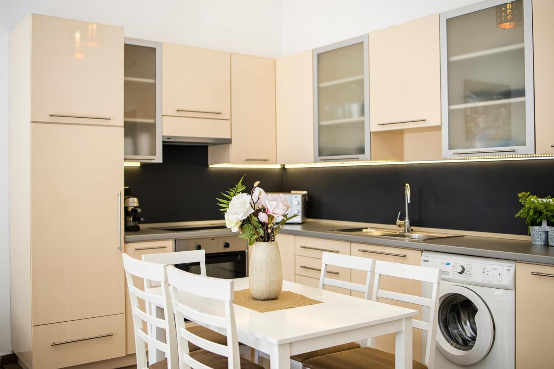 Real Apartments Revay Budapesta Exterior foto